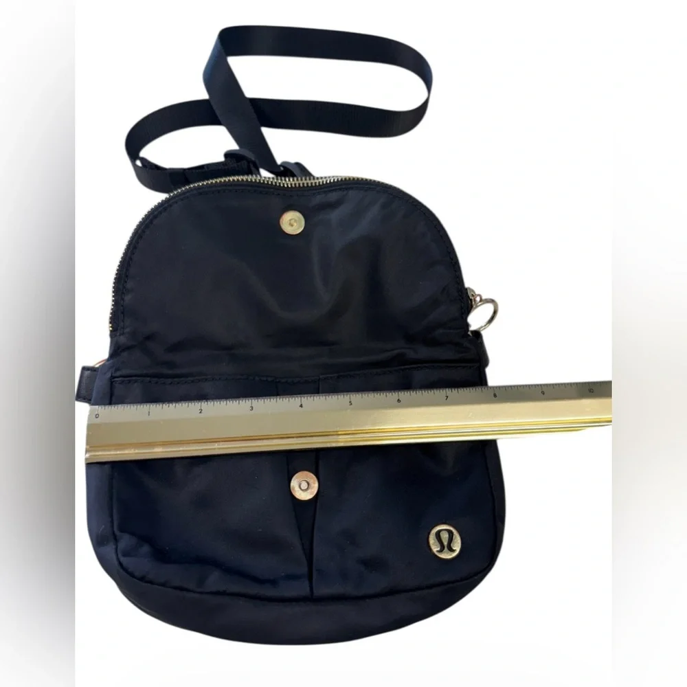 lululemon athletica All Night Festival Crossbody Bag Black Micro 2L